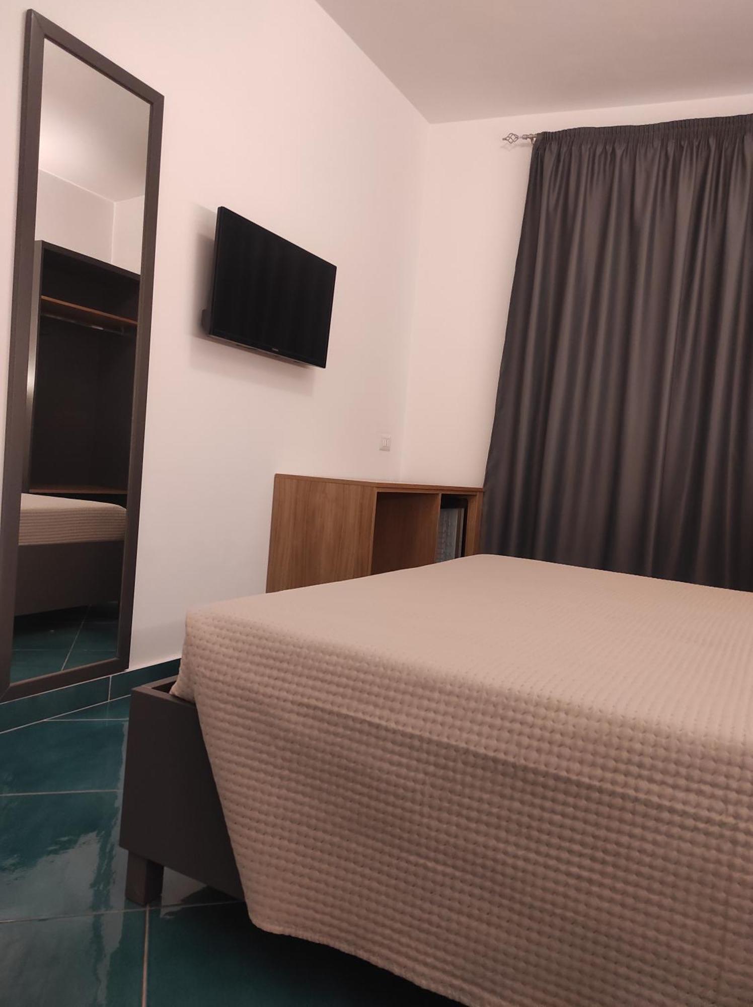 טרופאה Residenza Porta Romana מראה חיצוני תמונה